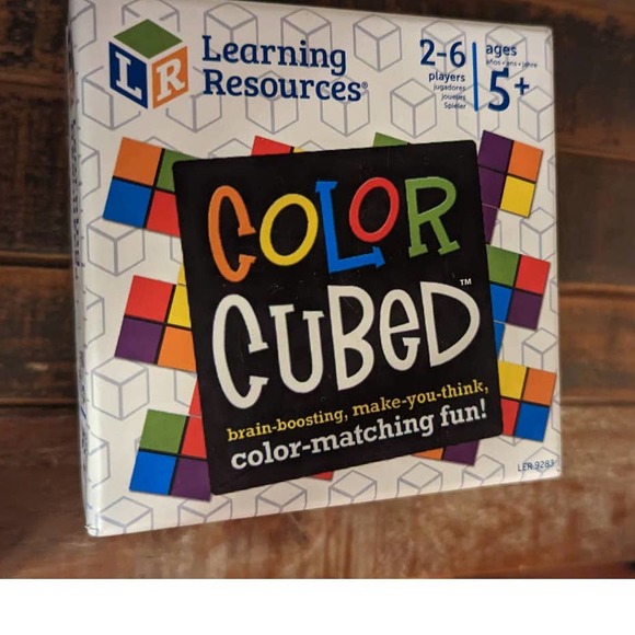 Color Cube Strategy Game - Picture 3 of 9